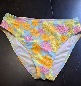Floral Bikini Bottoms    Size S